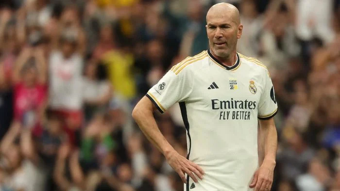 Zinédine Zidane thiên tài của bóng đá Pháp